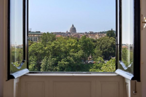 Elegant Top Floor - Unique View of Rome's Skyline Tibernestrome